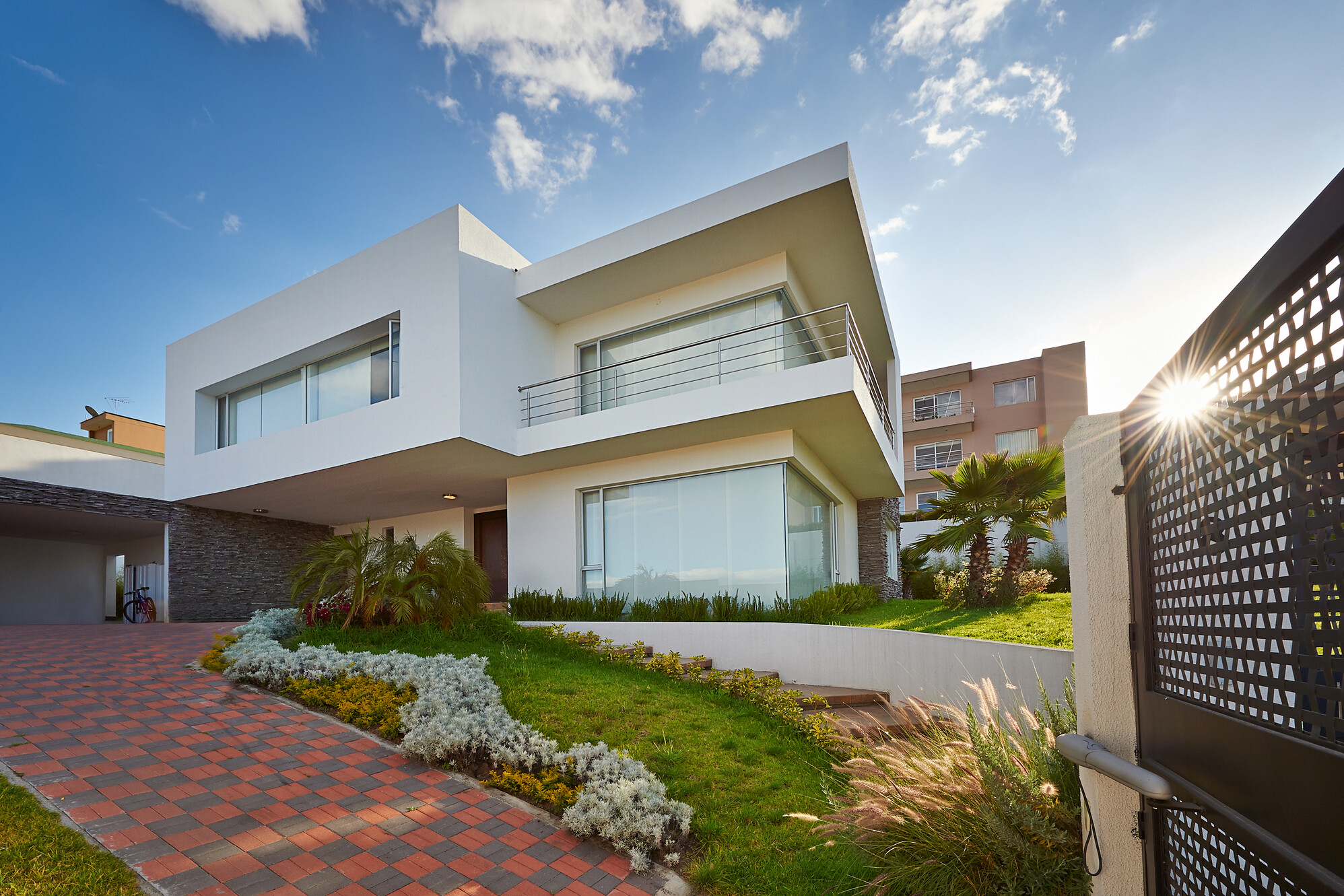 Exterior Front View of Sophisticated Contemporary 2-Story House