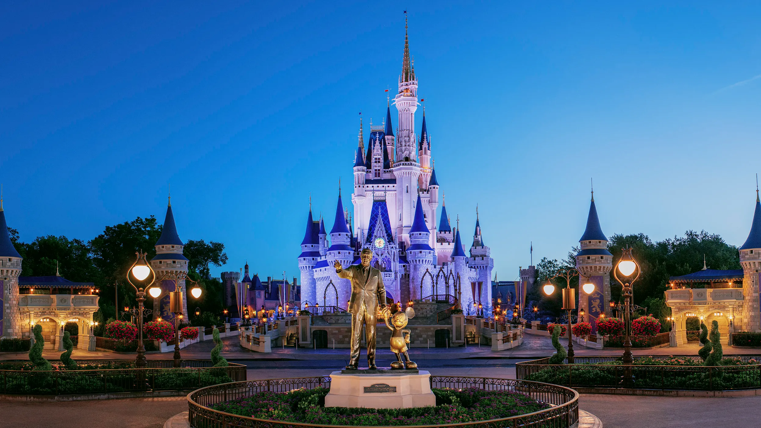 Disney Experiences: Magic through Imagination & Innovation